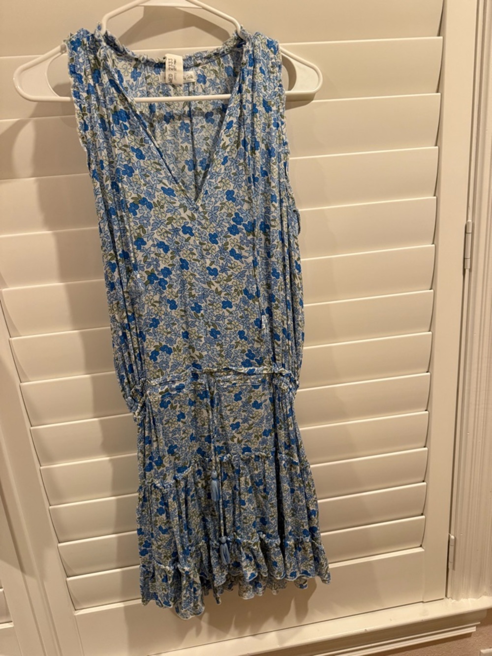 Sleeveless Blue Floral V-Neck Women's Dress